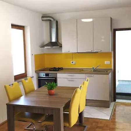 Apartment Active