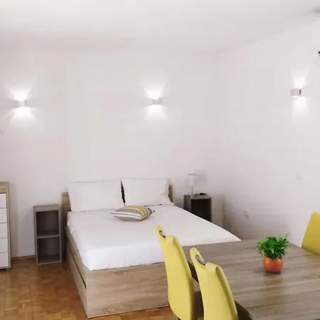 Apartment Active *