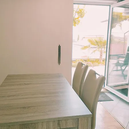 Active Apartman
