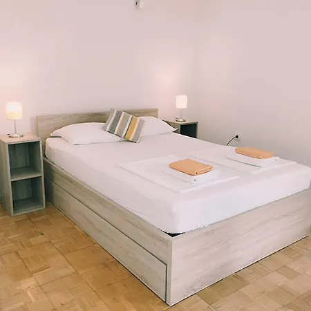 Apartman Active